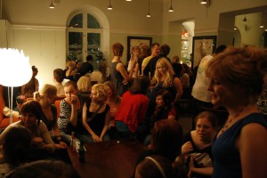Helsinki şehir merkezinde yer alan, öğrenci birliğine ait Bar Kuppila.